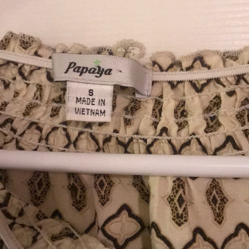Adorable patterned blouse - Picture 3 of 4